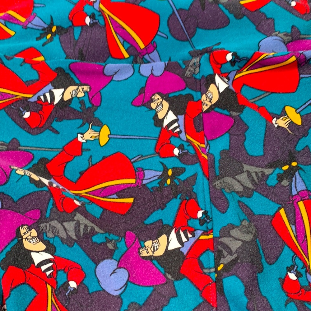 LuLaRoe Captain Hook OS Leggings - Picture 1 of 1